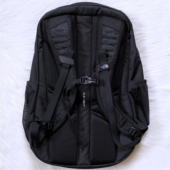 The North Face Unisex Jester 28 Liter Backpack In Black - Picture 3 of 7